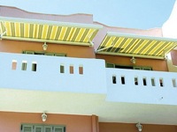 Awning trellis 5